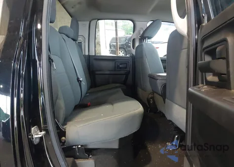 2014 Ram 1500 Express z USA, uszkodzony, nr VIN 1C6RR7FT0ES215646